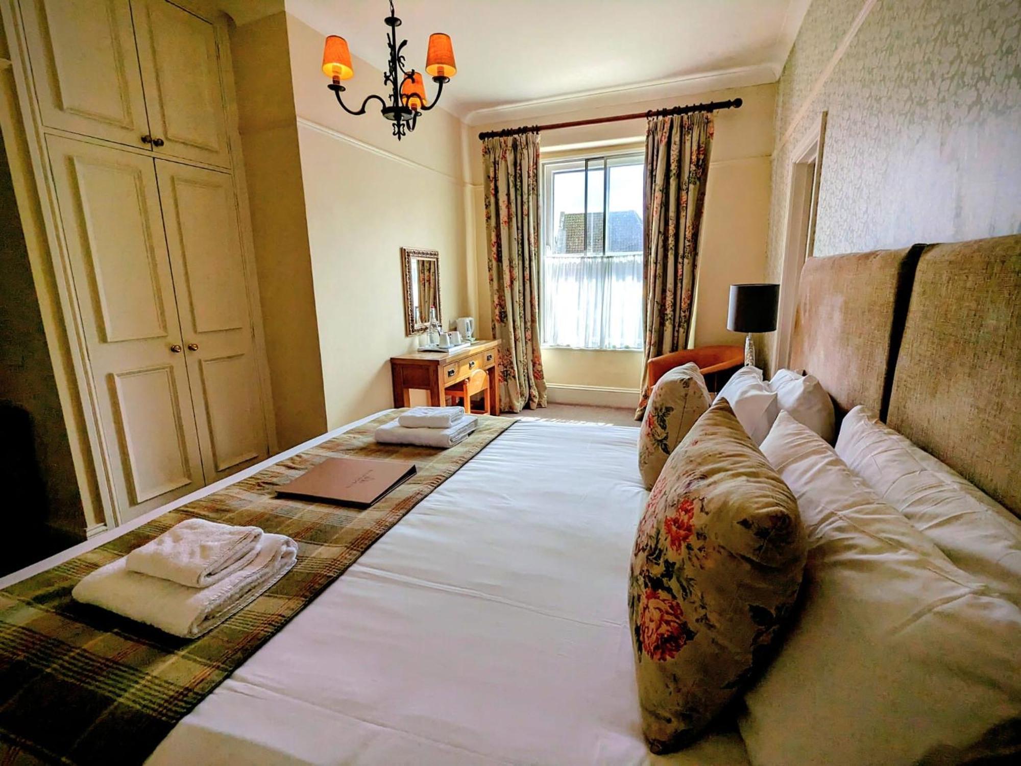 George Hotel & Granary 프롬 외부 사진